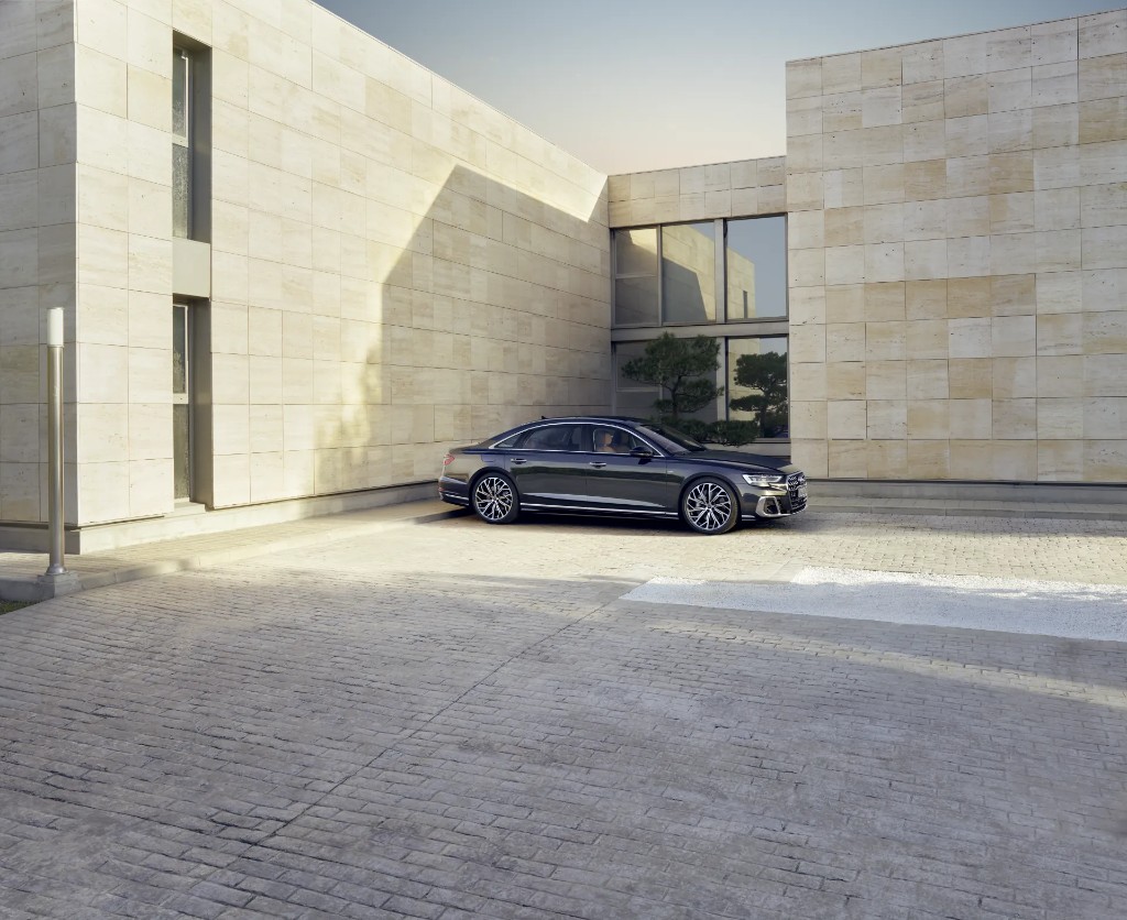 Audi A8 L có hệ thống Mild Hybrid MHEV 48V