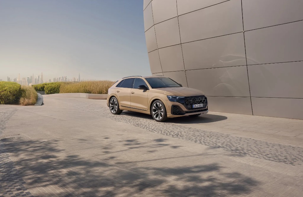 Audi Q8 S Line - Xe Audi chính hãng tại Audi Sài Gòn